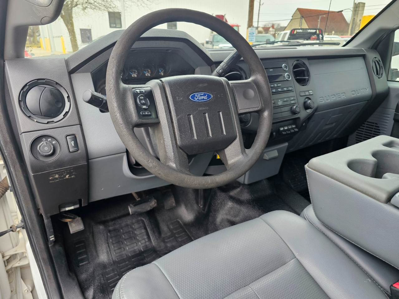 Ford Super Duty F-550 DRW  2011