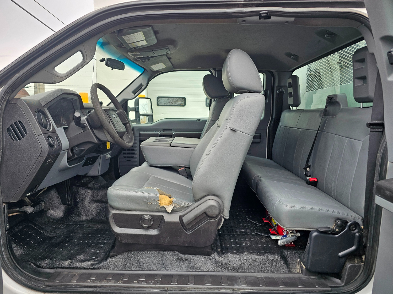 Ford Super Duty F-550 DRW  2011