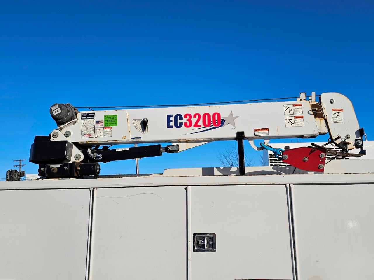 Ford Super Duty F-550 DRW XL 4WD Reg Cab 145" WB 60" CA 2019