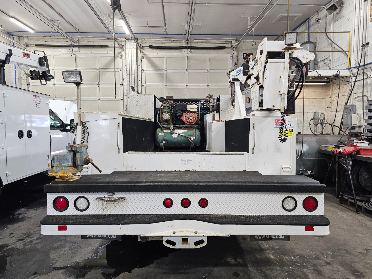 Ford Super Duty F-550 DRW  2016