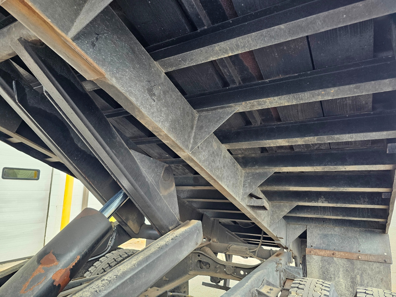 Ford Super Duty F-750  2015