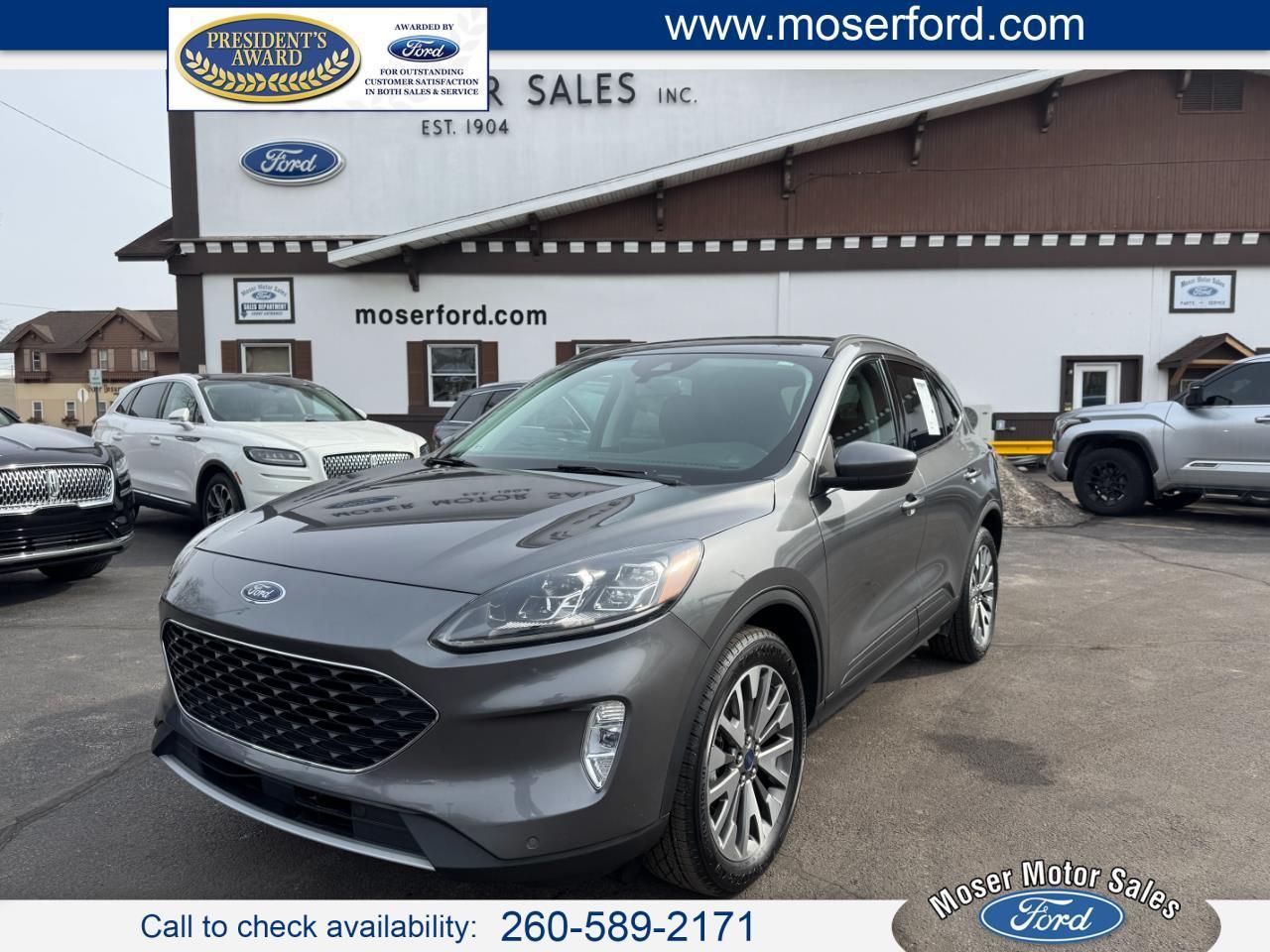 2022 Ford Escape Titanium AWD
