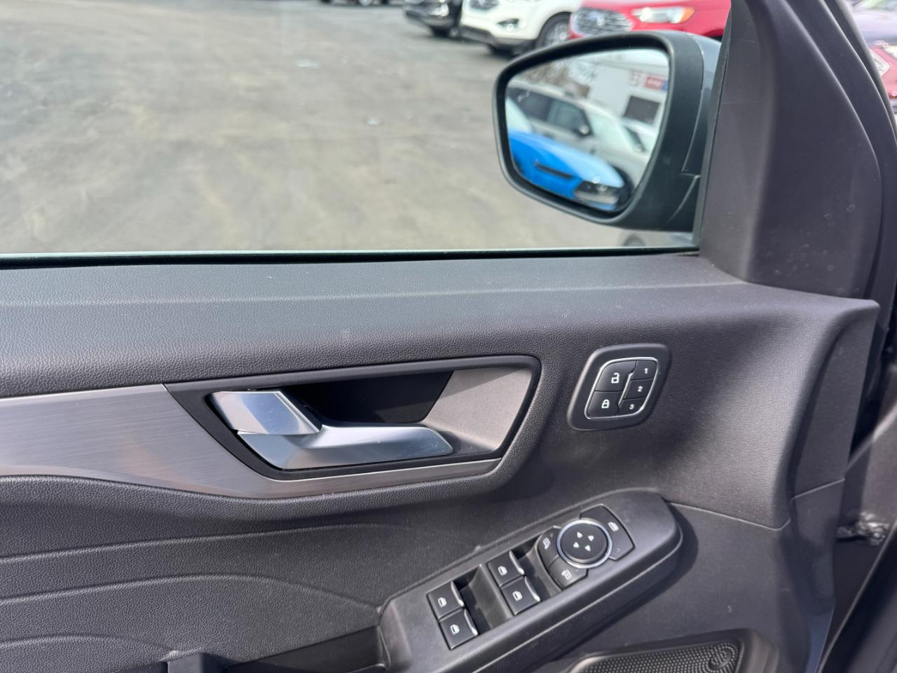 Ford Escape Titanium AWD 2022