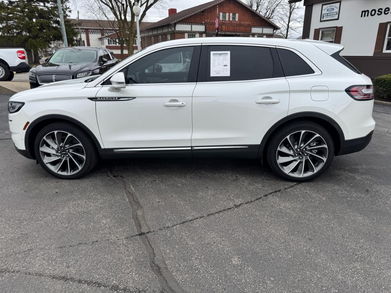 Lincoln Nautilus Reserve AWD 2023