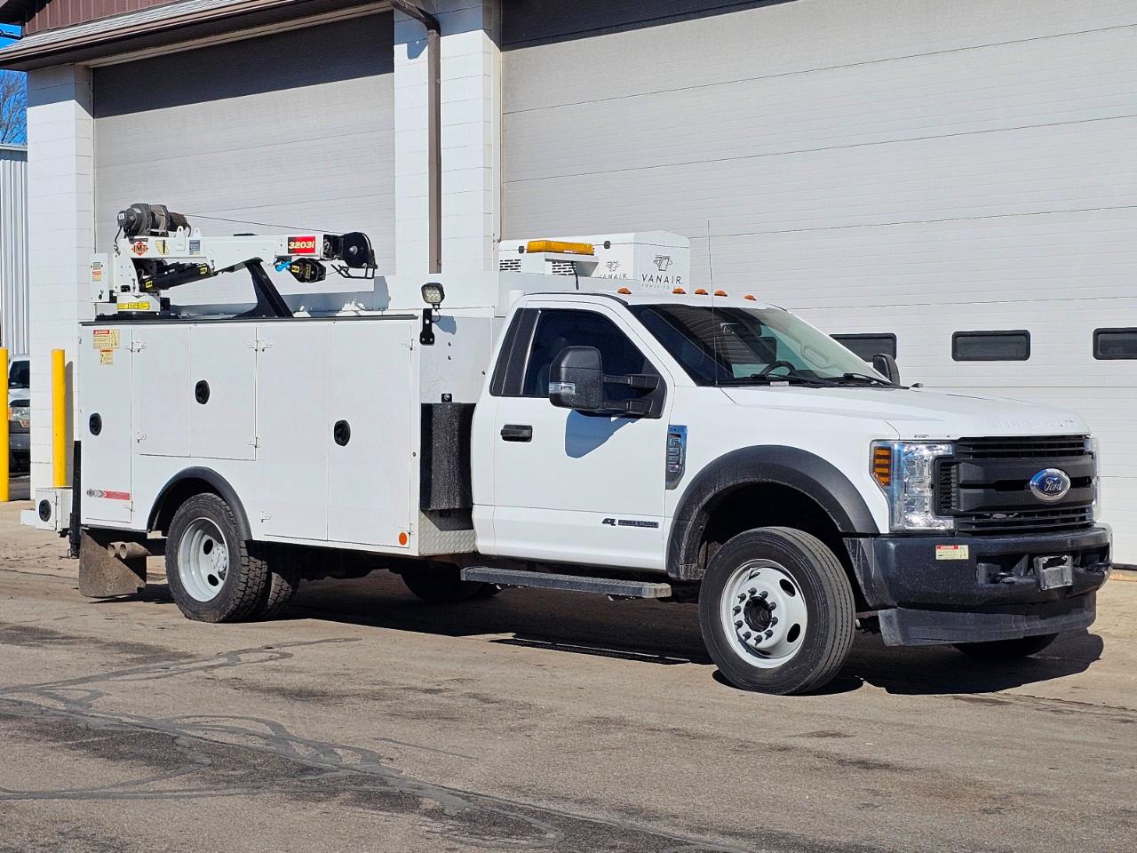 Ford Super Duty F-550 DRW  2018