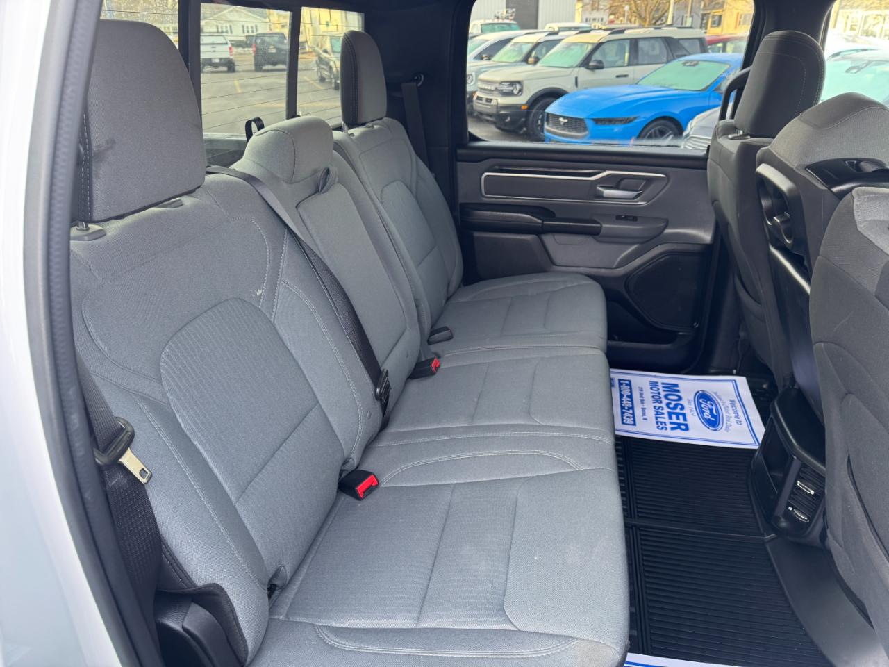 RAM 1500 Big Horn 4x4 Crew Cab 5'7" Box 2023