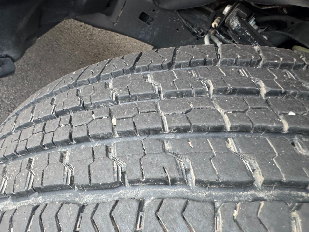 RAM 1500 Big Horn 4x4 Crew Cab 5'7" Box 2023