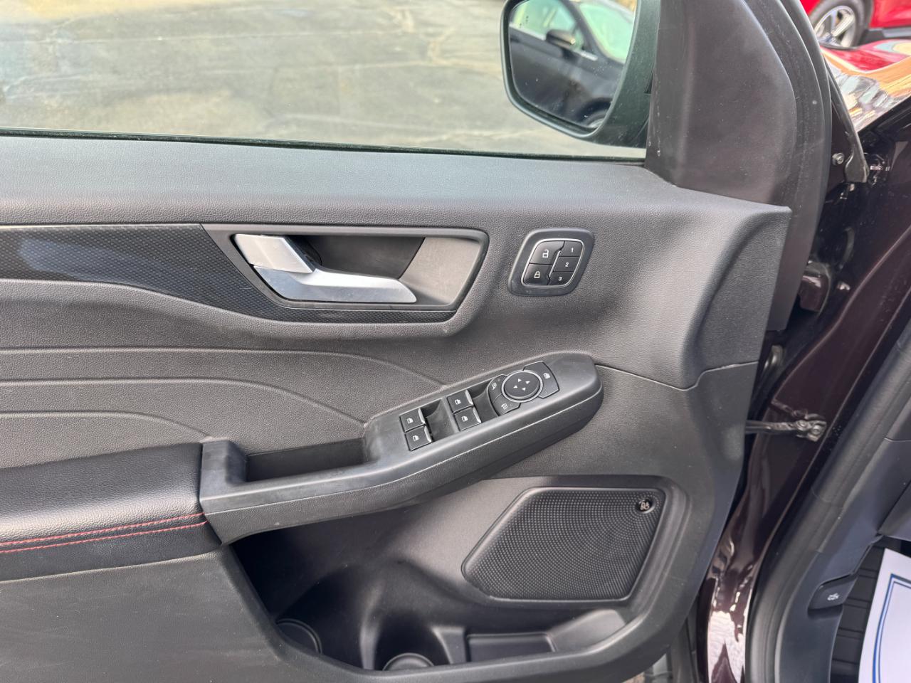 Ford Escape ST-Line Select AWD 2023