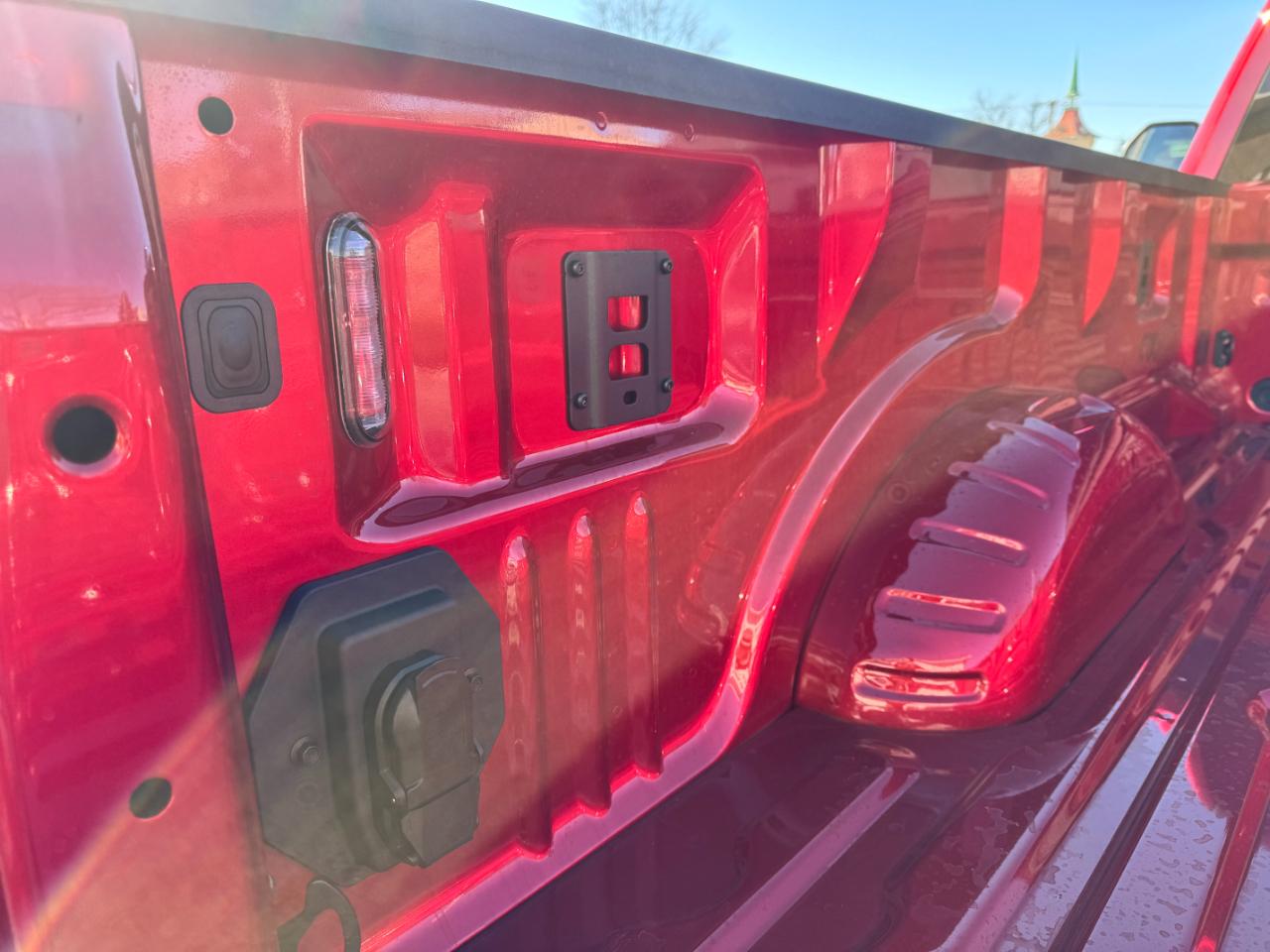 Ford Super Duty F-250 SRW XLT 4WD Reg Cab 8' Box 2026