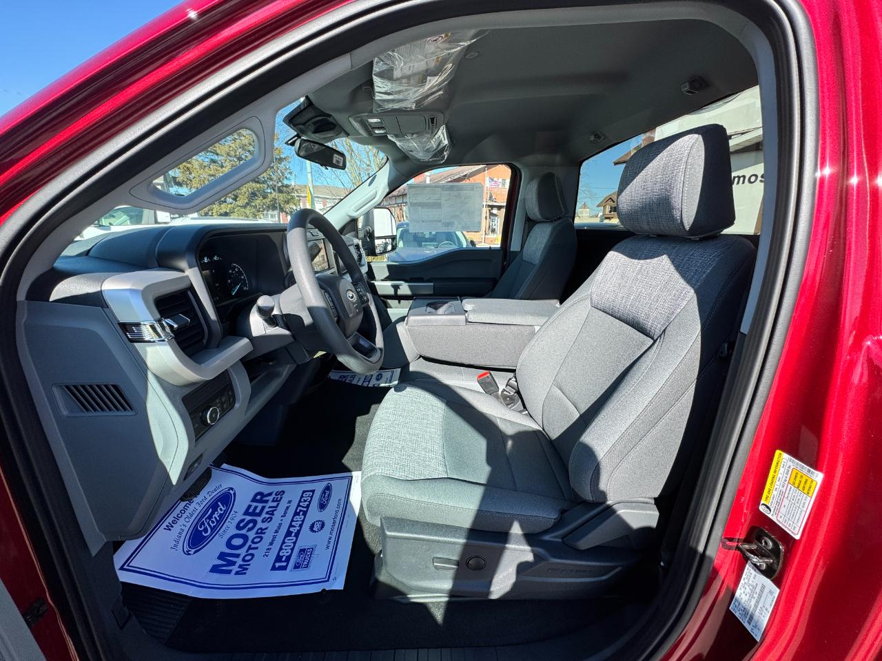 Ford Super Duty F-250 SRW XLT 4WD Reg Cab 8' Box 2026