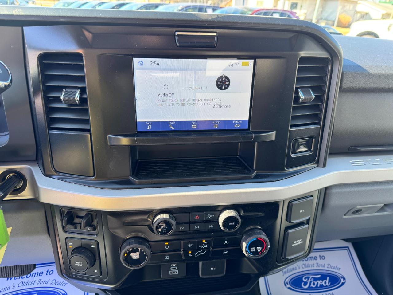 Ford Super Duty F-250 SRW XLT 4WD Reg Cab 8' Box 2026