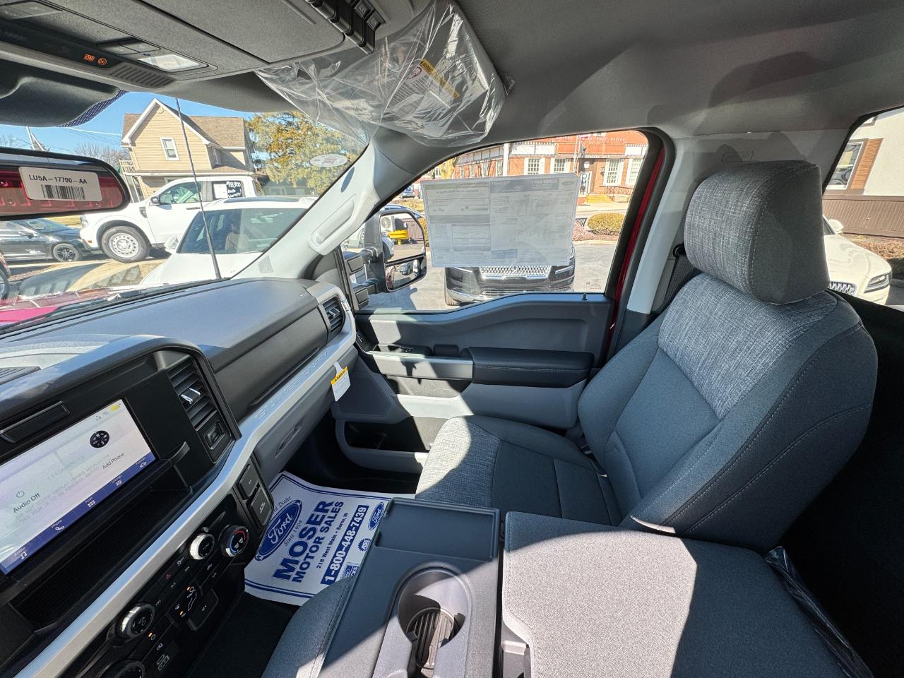 Ford Super Duty F-250 SRW XLT 4WD Reg Cab 8' Box 2026