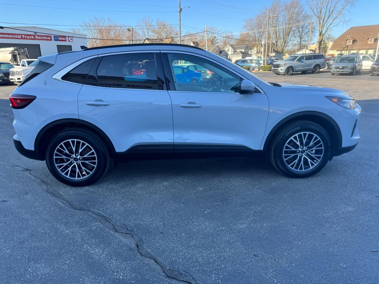 Ford Escape PHEV FWD 2025