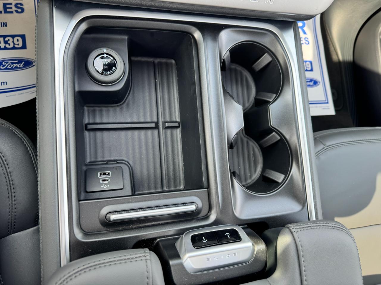 Ford Expedition Active 4x4 2026