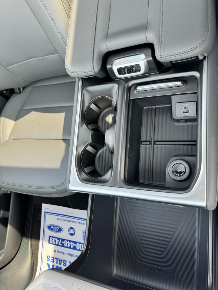 Ford Expedition Active 4x4 2026