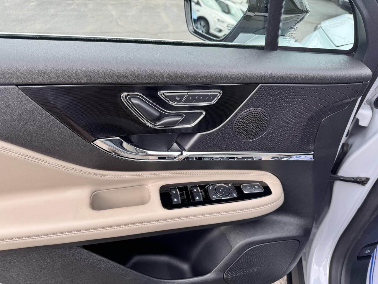 Lincoln Corsair  2025