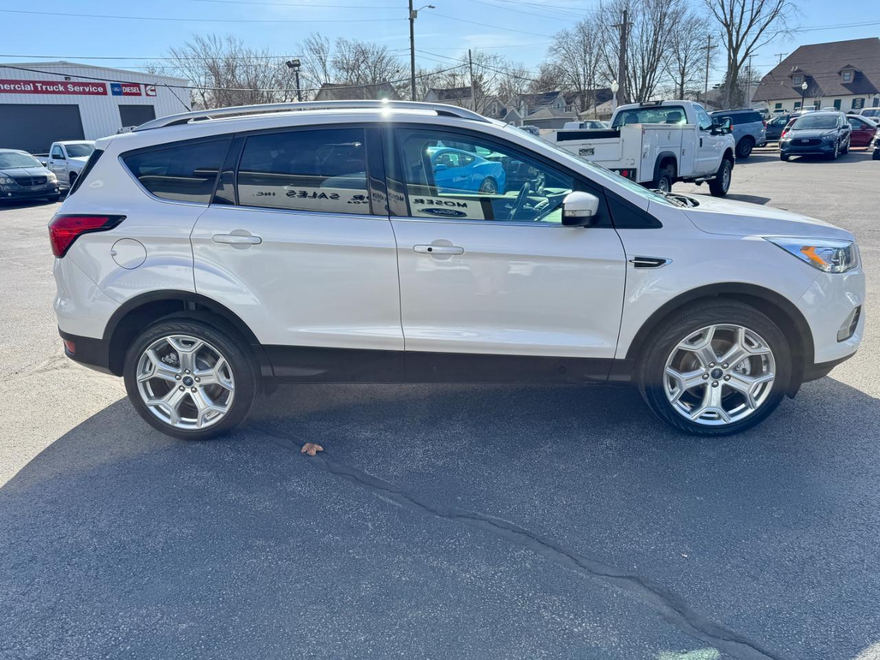 Ford Escape Titanium 4WD 2019