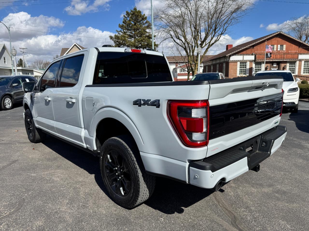 Ford F-150 Platinum 4WD SuperCrew 5.5' Box 2023