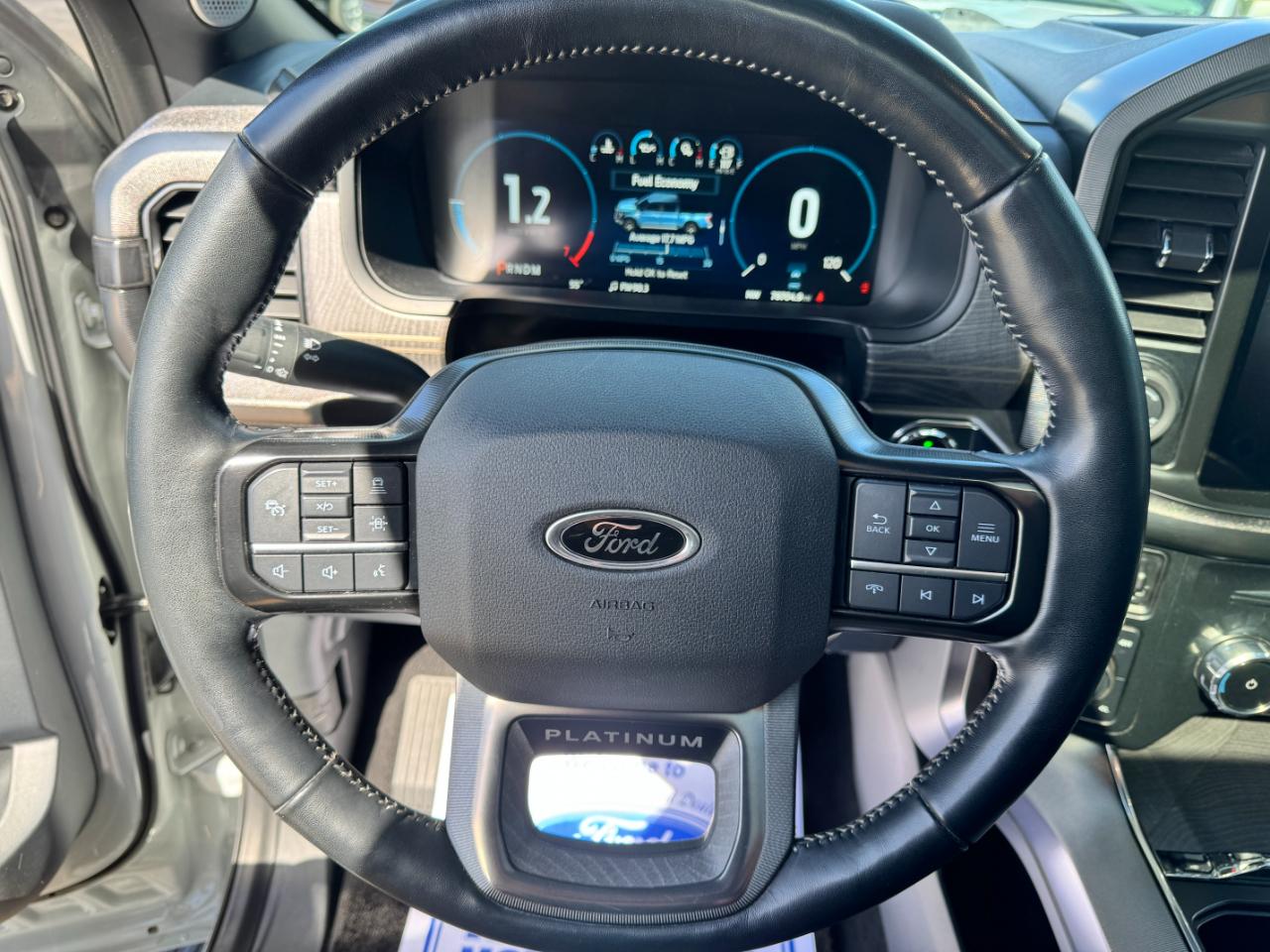 Ford F-150 Platinum 4WD SuperCrew 5.5' Box 2023