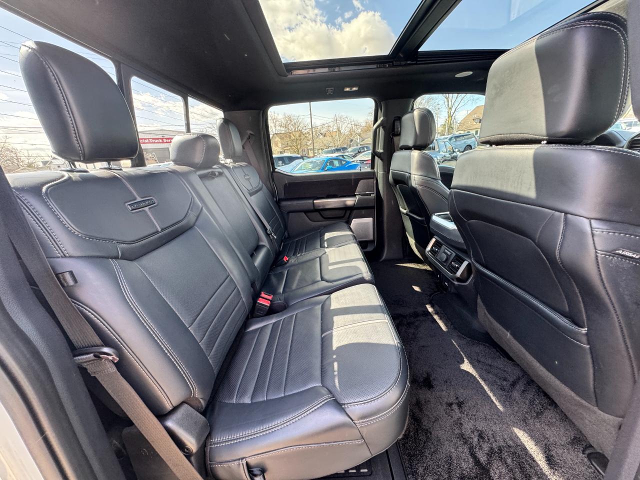 Ford F-150 Platinum 4WD SuperCrew 5.5' Box 2023