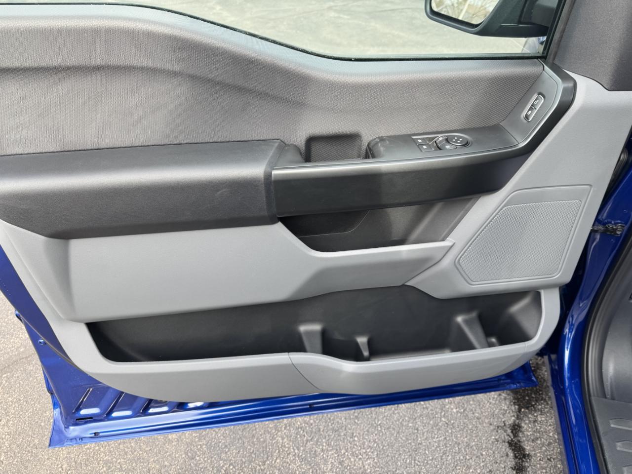 Ford F-150 XL 2WD Reg Cab 6.5' Box 2026