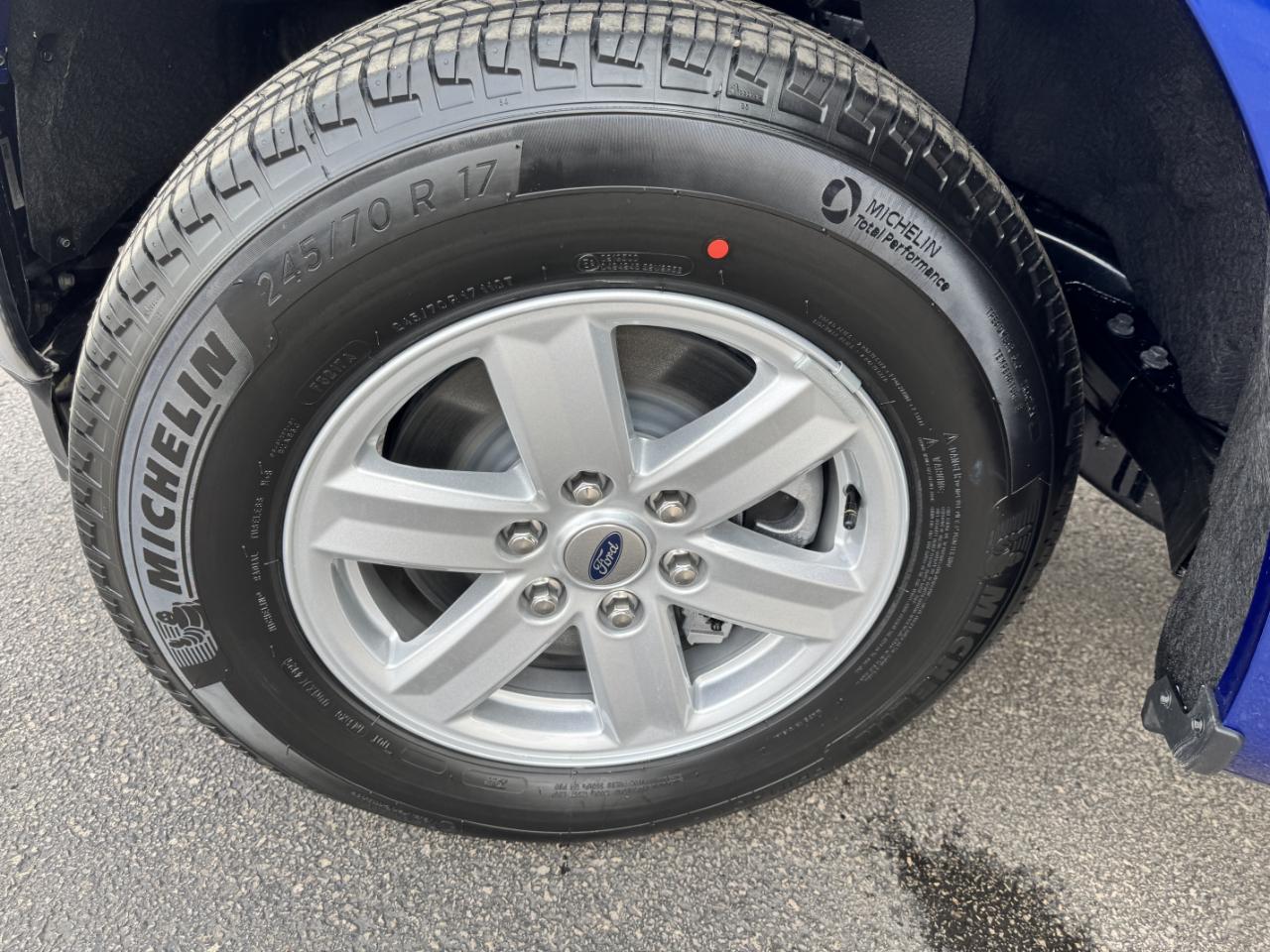 Ford F-150 XL 2WD Reg Cab 6.5' Box 2026