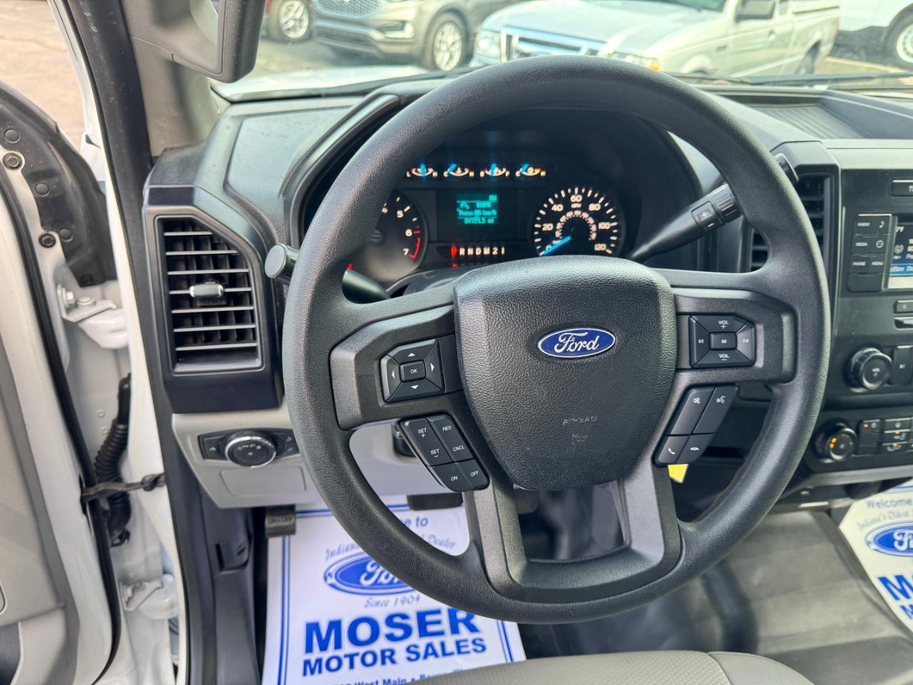 Ford F-150 XL 4WD SuperCrew 5.5' Box 2017