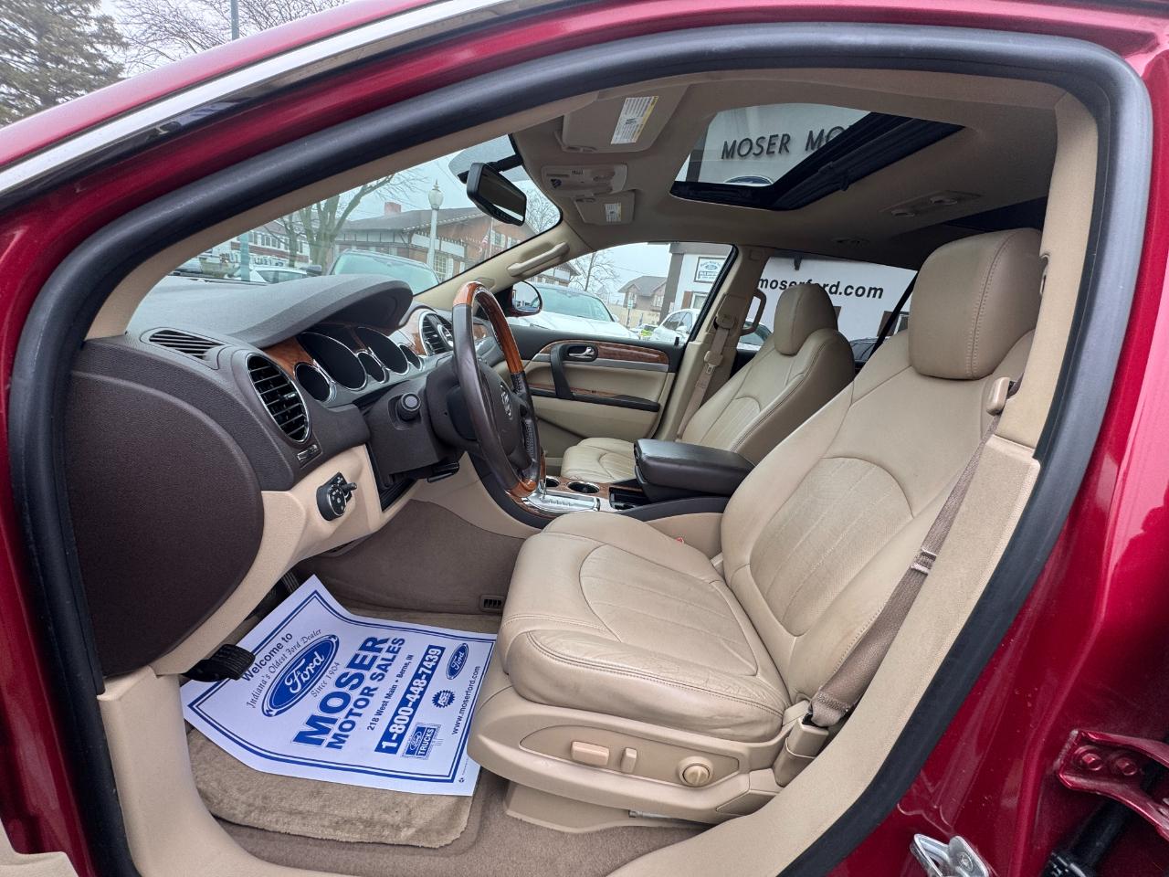 Buick Enclave FWD 4dr Leather 2012