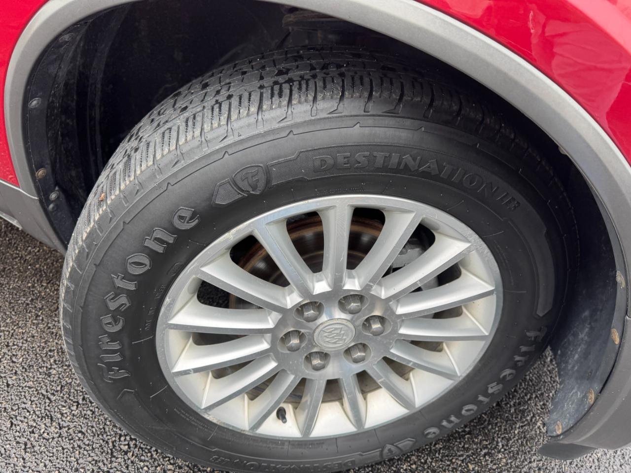 Buick Enclave FWD 4dr Leather 2012