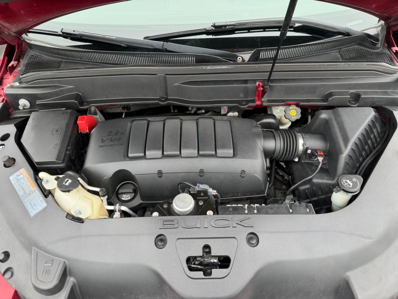 Buick Enclave FWD 4dr Leather 2012