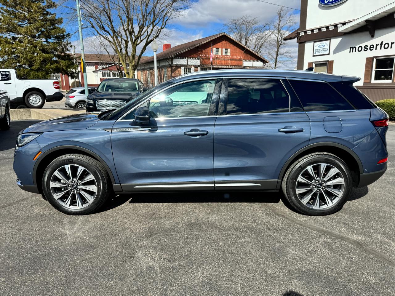 Lincoln Corsair Reserve AWD 2022