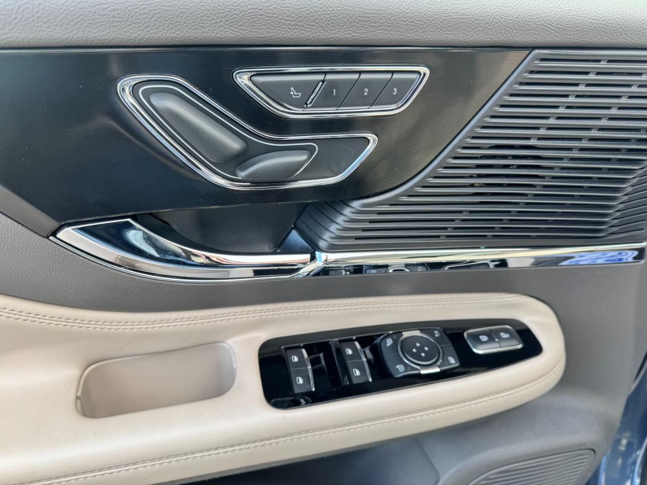 Lincoln Corsair Reserve AWD 2022