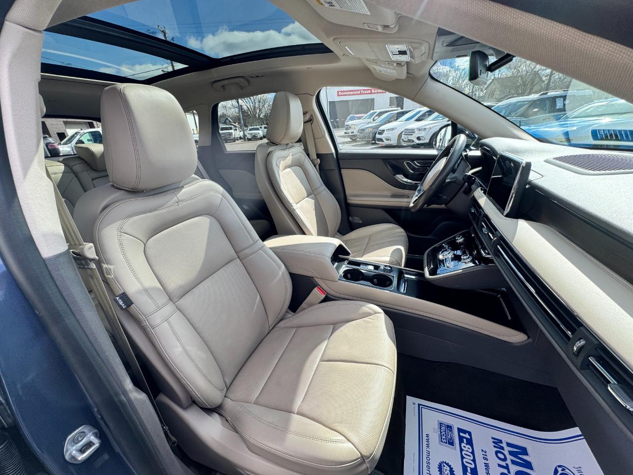 Lincoln Corsair Reserve AWD 2022