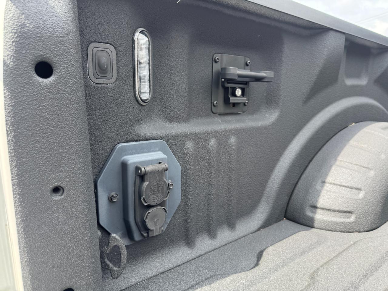 Ford Super Duty F-350 SRW Lariat 4WD SuperCab 6.75' Box 2021