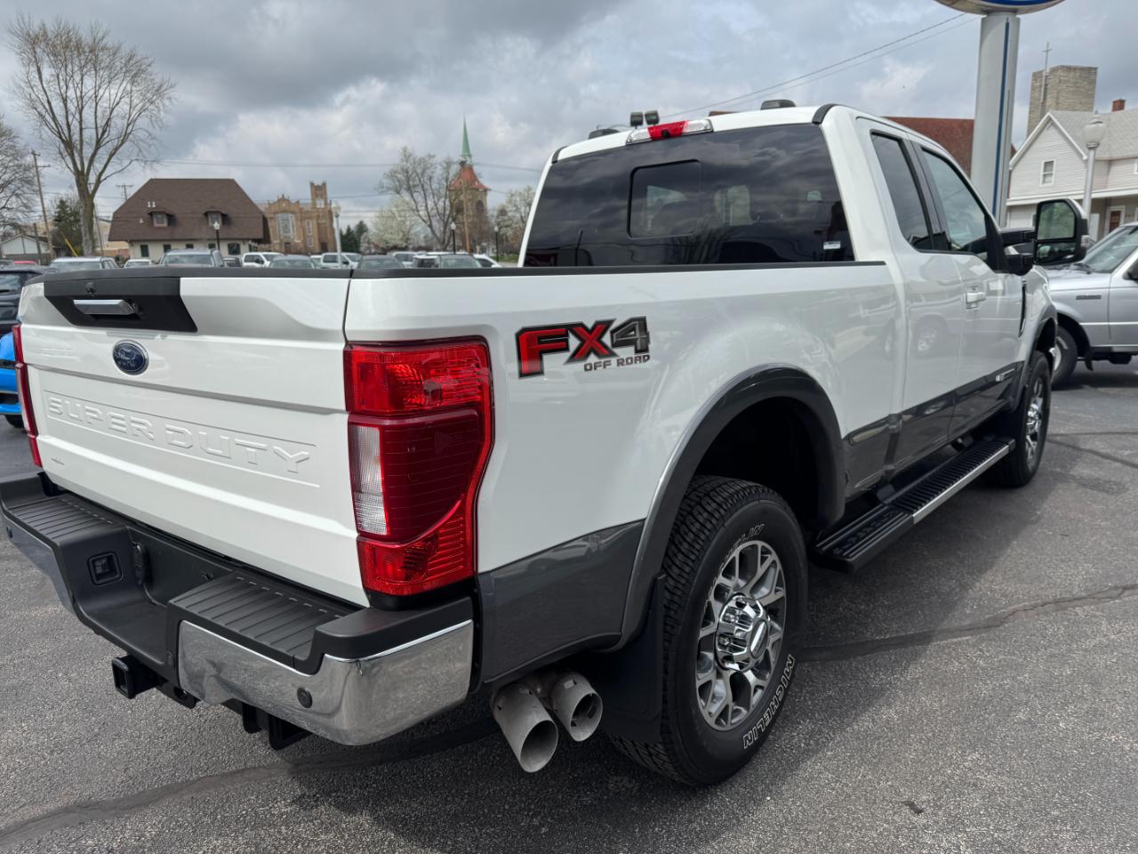 Ford Super Duty F-350 SRW Lariat 4WD SuperCab 6.75' Box 2021