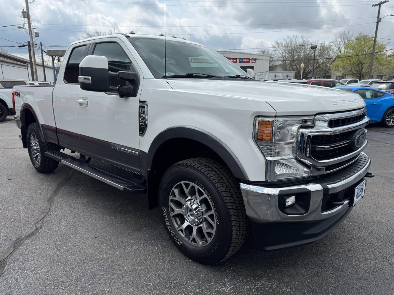 Ford Super Duty F-350 SRW Lariat 4WD SuperCab 6.75' Box 2021