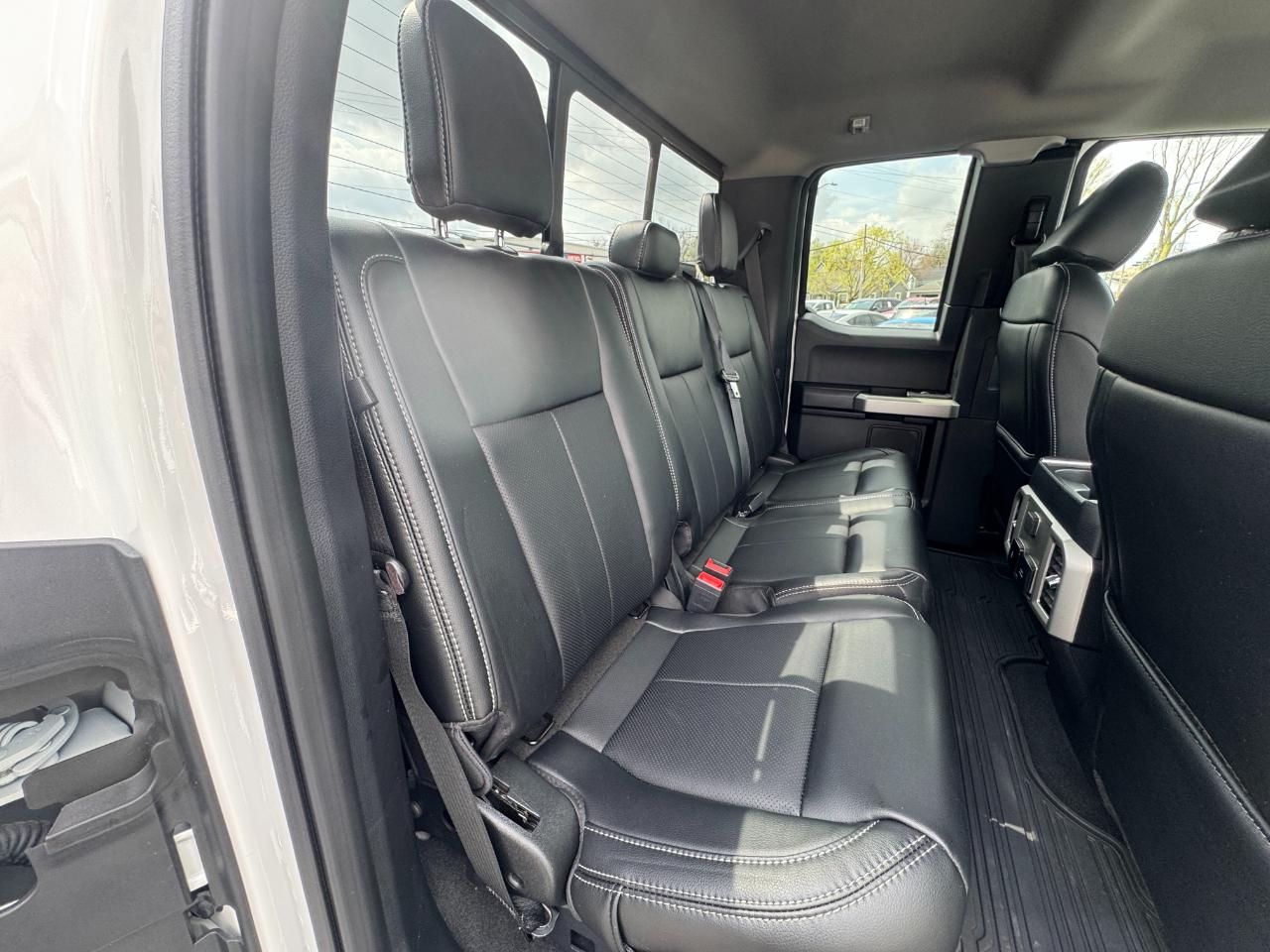 Ford Super Duty F-350 SRW Lariat 4WD SuperCab 6.75' Box 2021