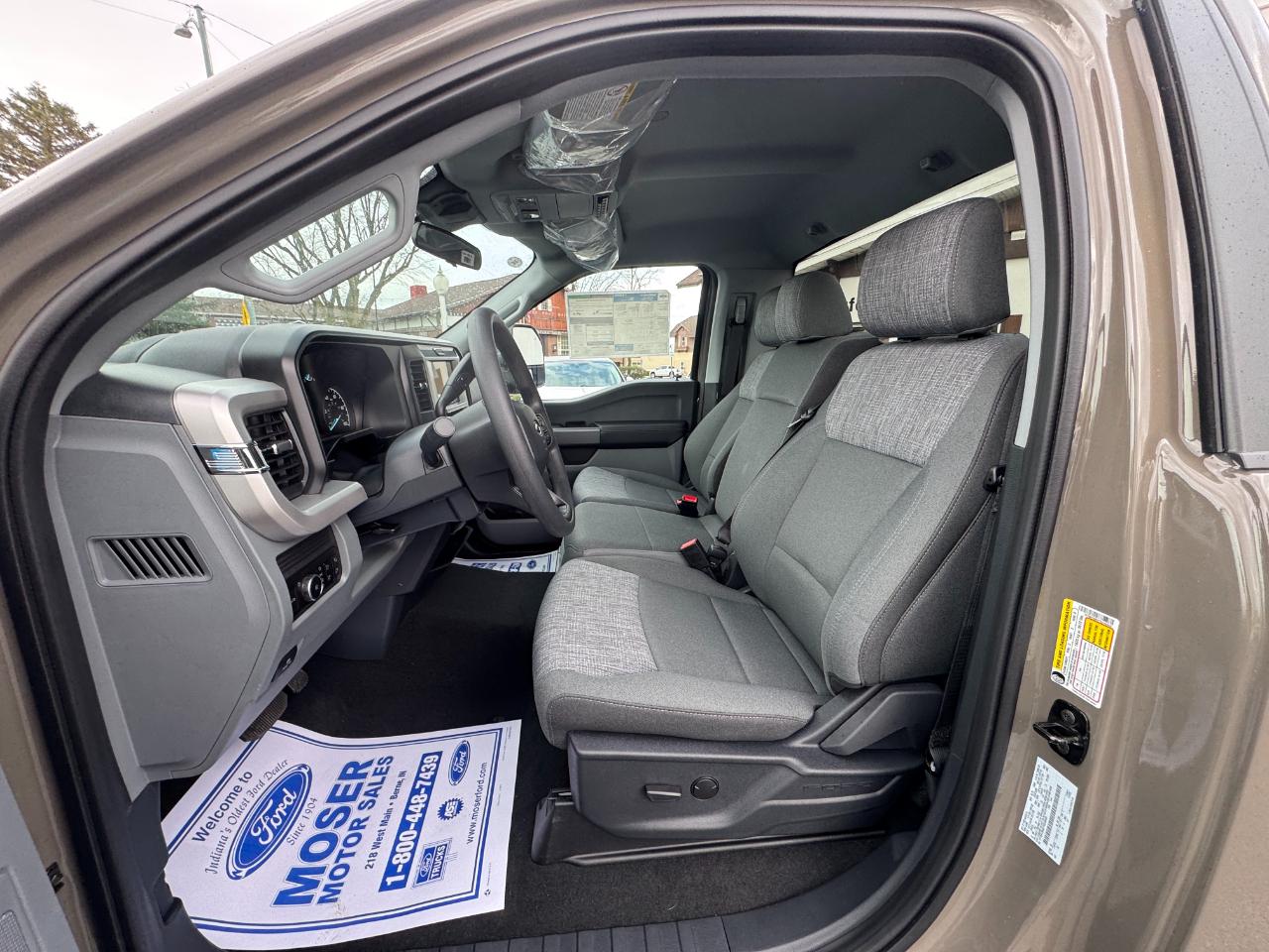 Ford Super Duty F-250 SRW XLT 4WD Reg Cab 8' Box 2026