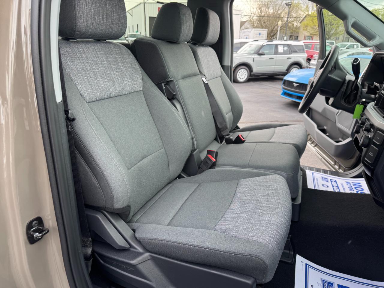 Ford Super Duty F-250 SRW XLT 4WD Reg Cab 8' Box 2026