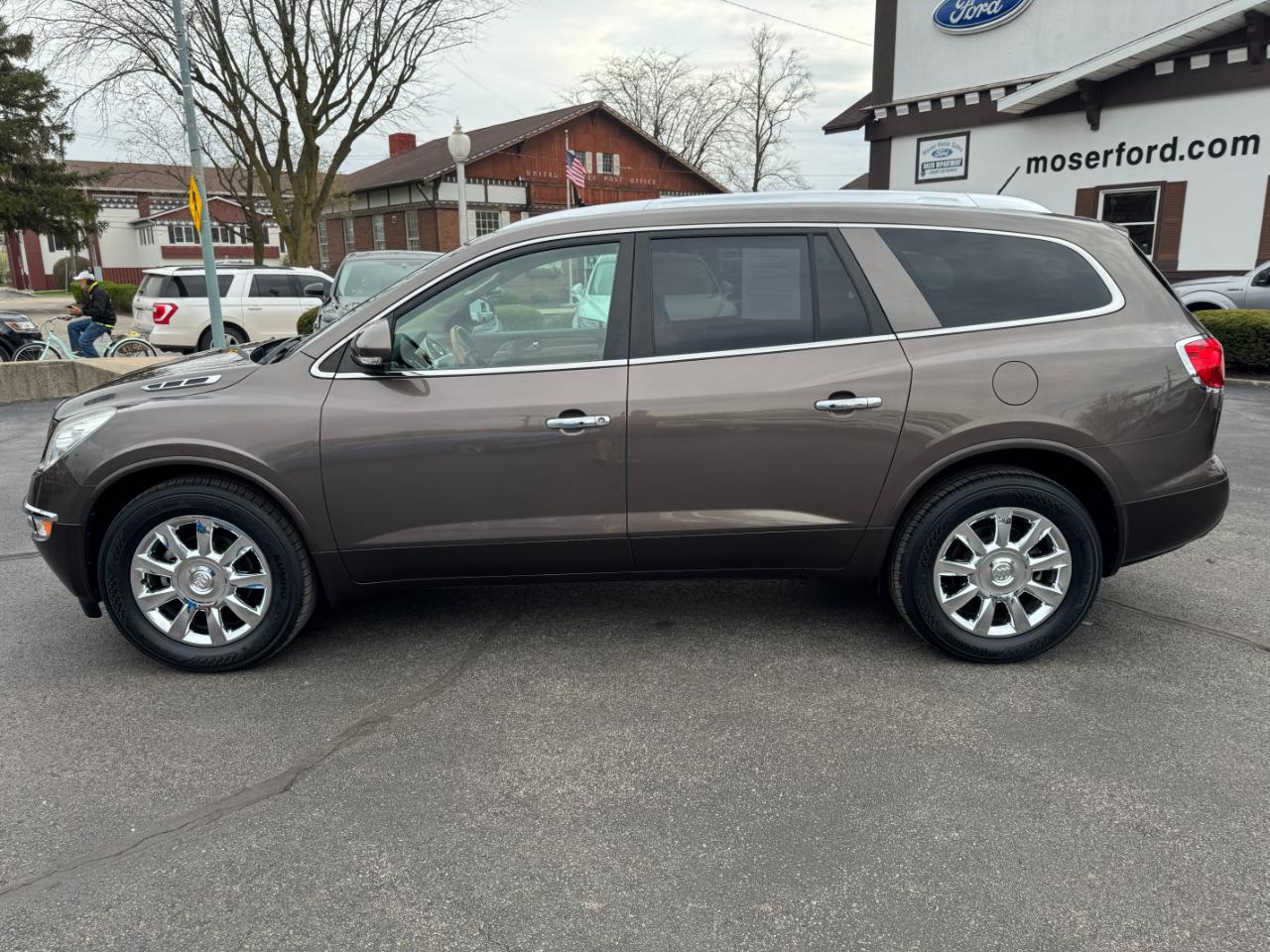 Buick Enclave  2011