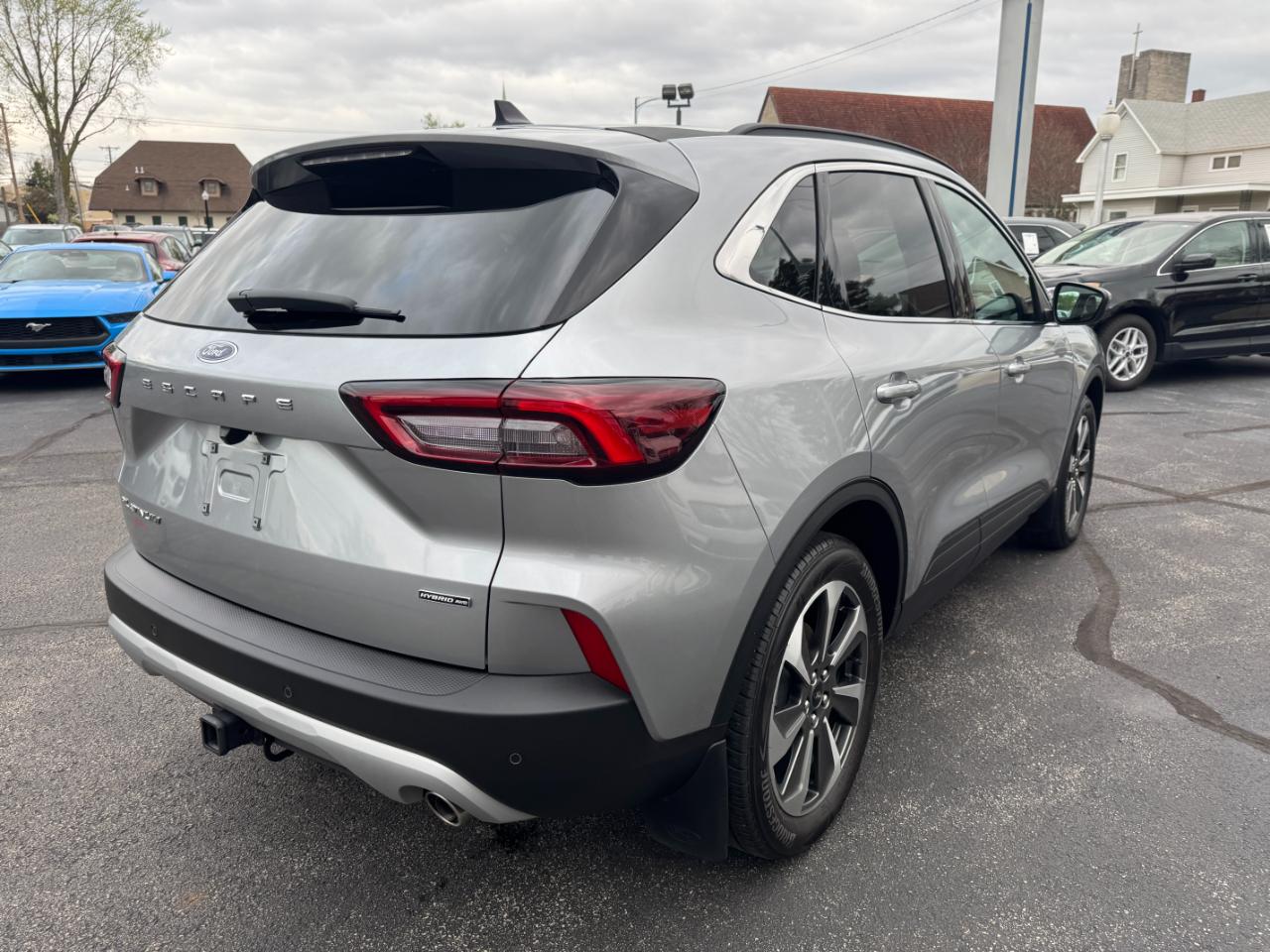 Ford Escape Platinum AWD 2023