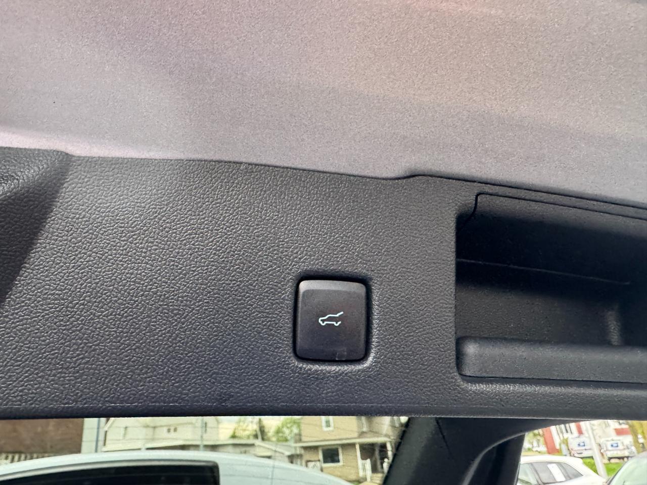 Ford Escape Platinum AWD 2023