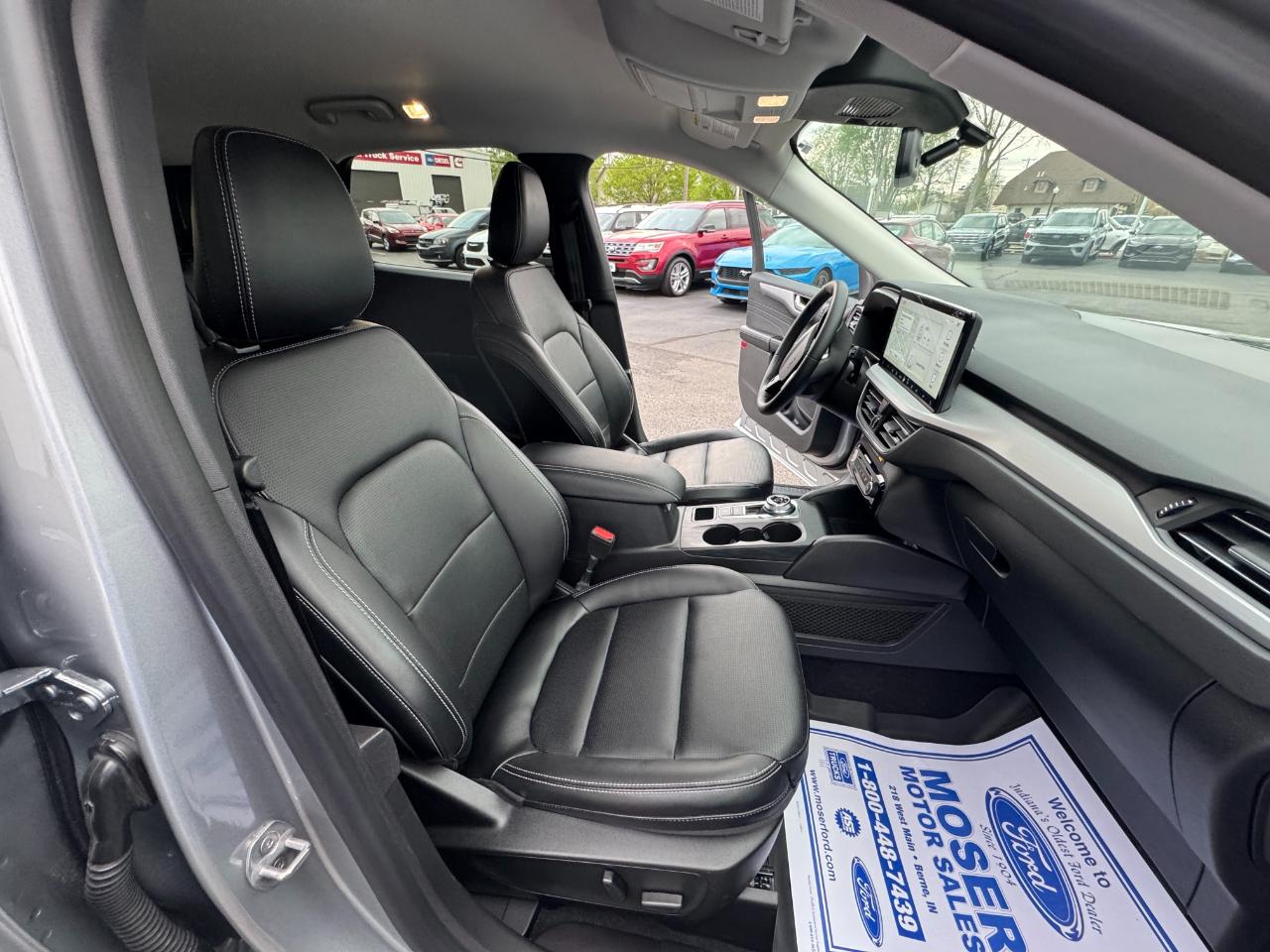 Ford Escape Platinum AWD 2023