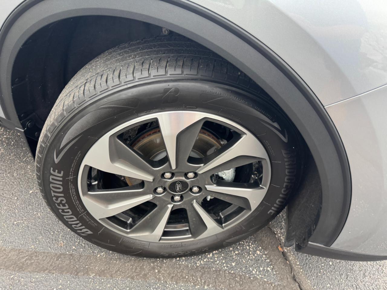 Ford Escape Platinum AWD 2023