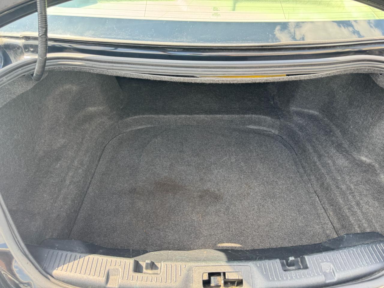 Ford Taurus 4dr Sdn Limited FWD 2016