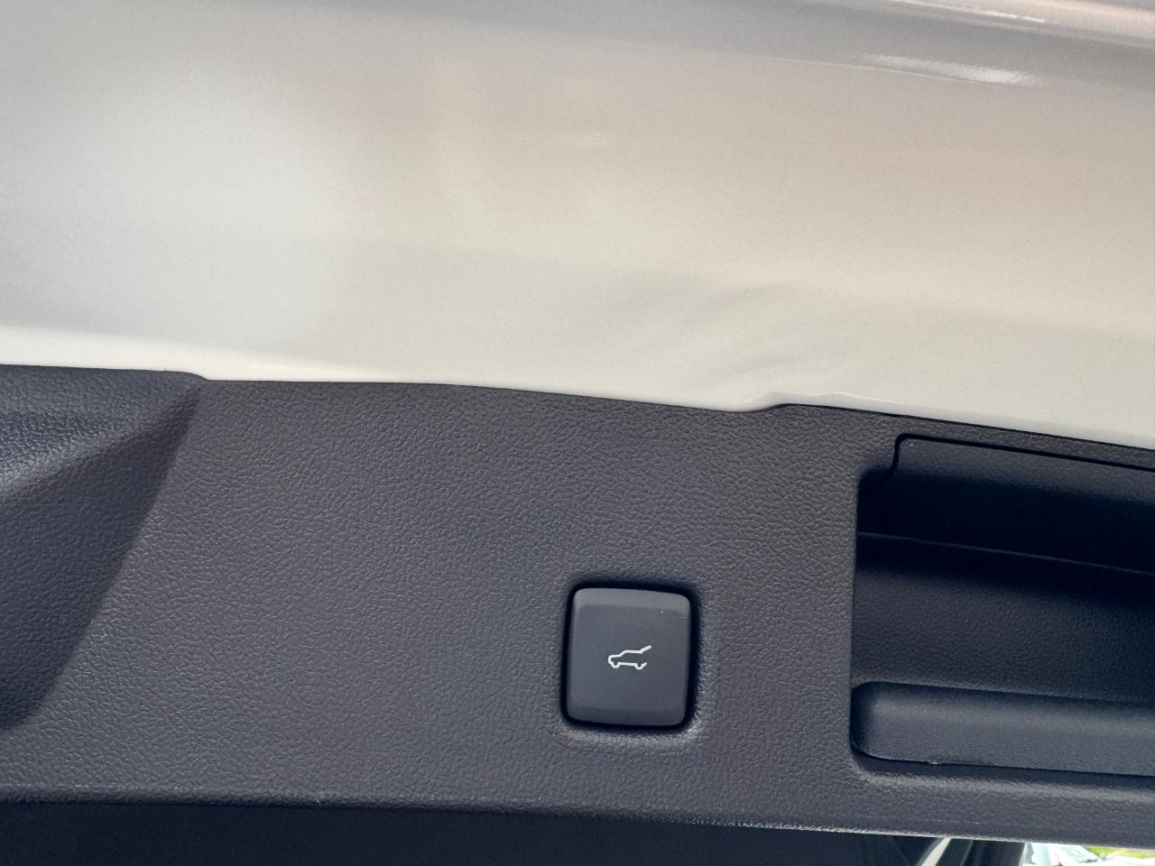 Ford Escape PHEV FWD 2026