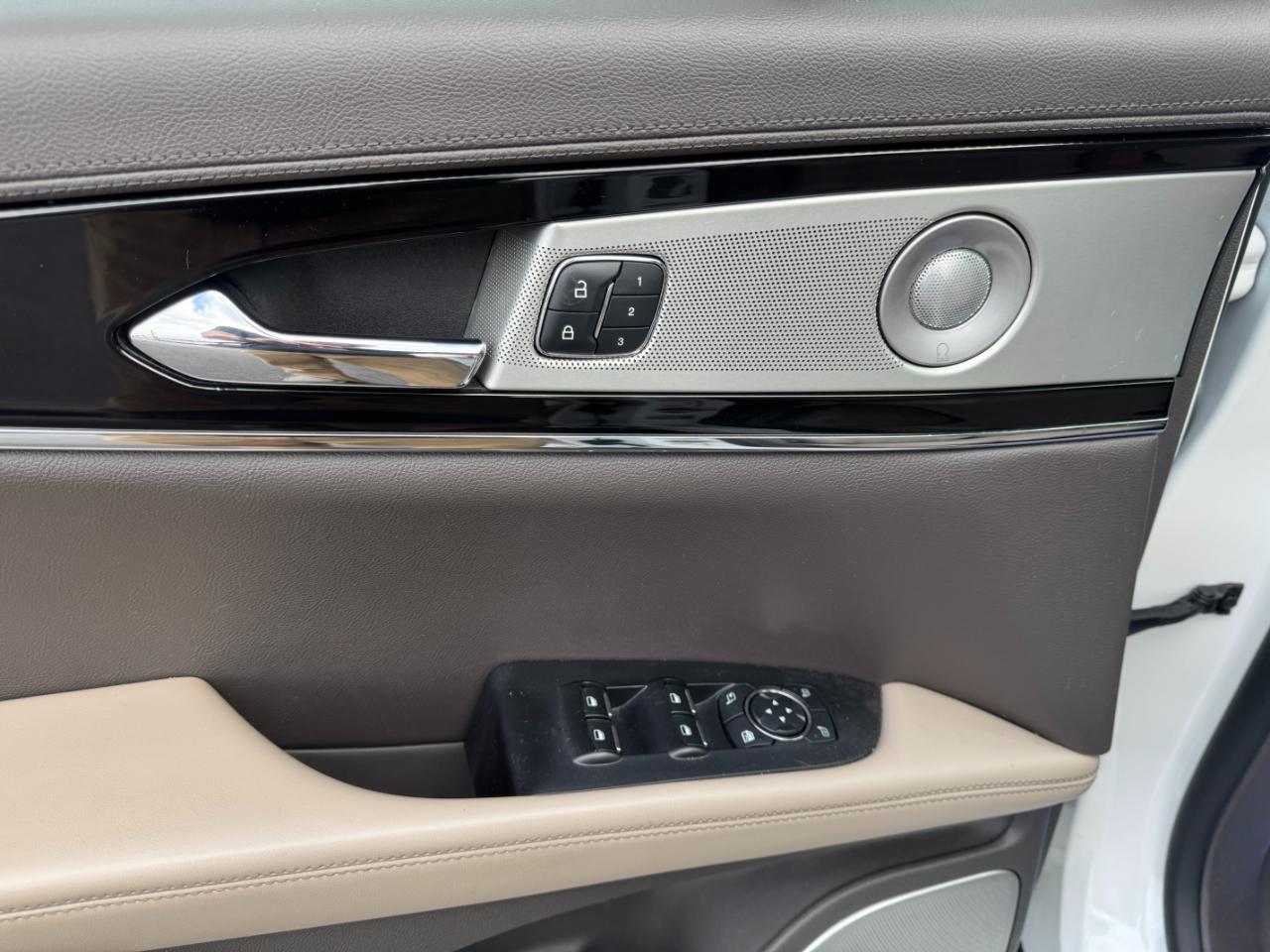 Lincoln Nautilus Reserve AWD 2022