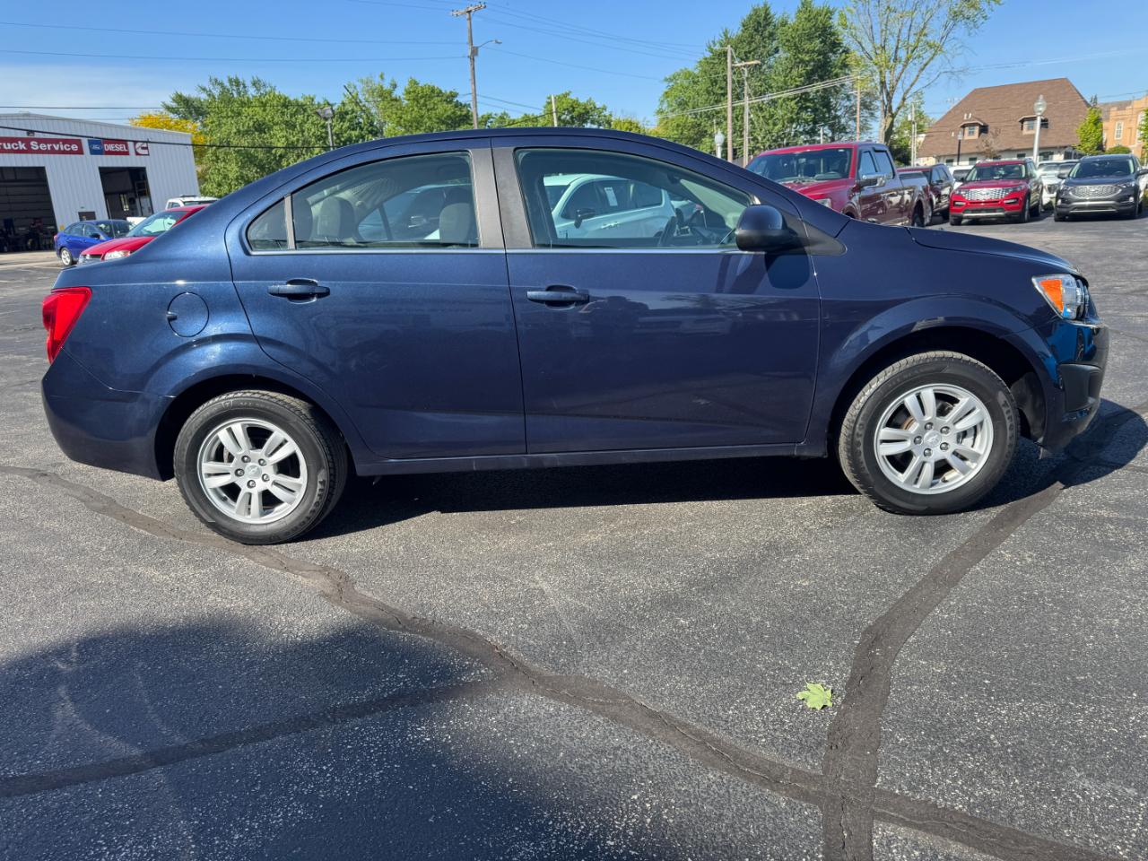 Chevrolet Sonic 4dr Sdn Auto LT 2015