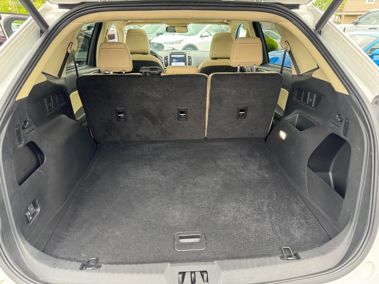 Ford Edge SEL AWD 2024
