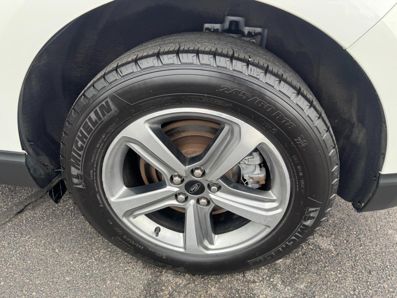 Ford Edge SEL AWD 2024